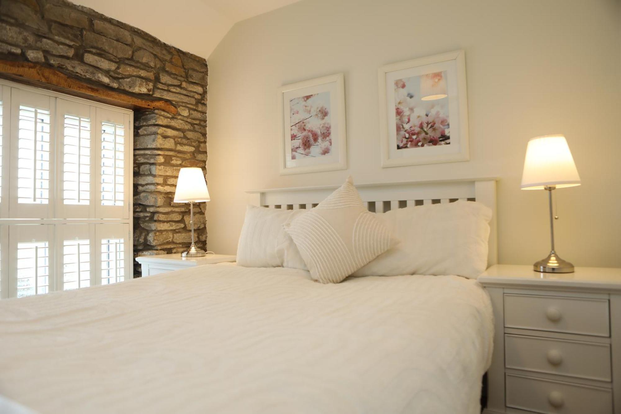 The Cosy Cottage Retreat! Perfect For Contractors, Relocators, Getaway Llantrisant  Buitenkant foto